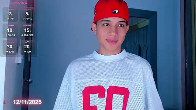 Snapshot of Sebax_Young chatting on 11-12-25, 08:30 Sebax Young online show from 11-12-25, 08:30