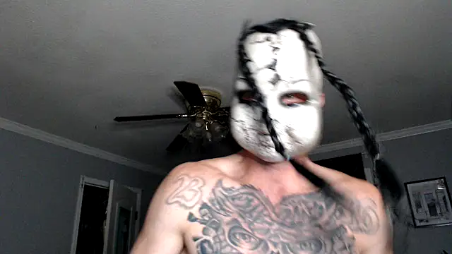 Snapshot of TheGrudge206 chatting on 10-31-25, 11:39 TheGrudge206 online show from 10-31-25, 11:39