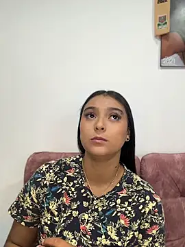 nicolexxaleja online show from 05-15-26, 03:02