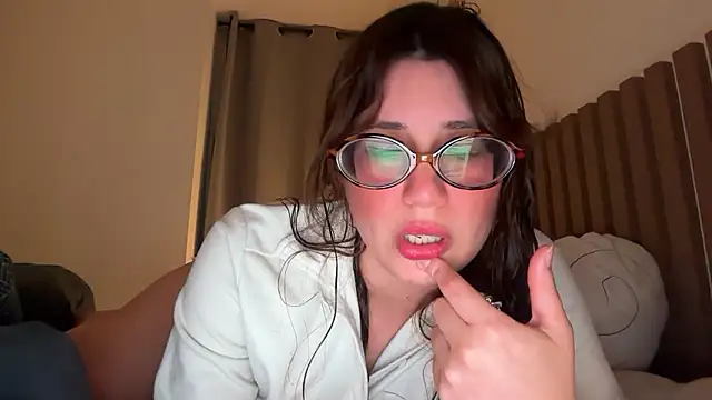 Snapshot of Meowkillah13 chatting on 01-07-26, 01:08 Meowkillah13 online show from 01-07-26, 01:08