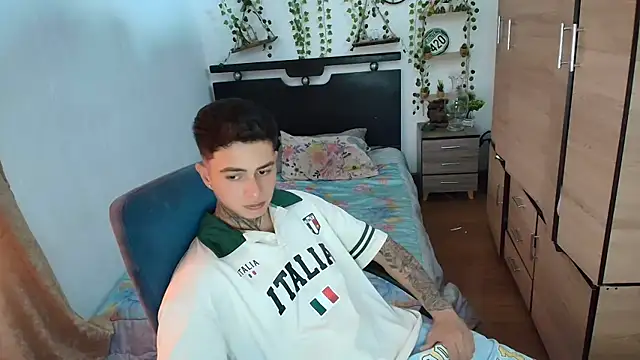 santii ss online show from 08-07-26, 04:53