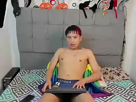 Snapshot of jake_hott1 chatting on 09-30-25, 12:32 jake hott1 online show from 09-30-25, 12:32
