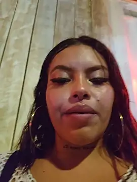 Yessica Lopezz online show from 04-26-26, 01:47