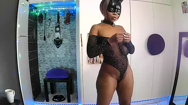 BaDSubMiss online show from 11-23-25, 05:29