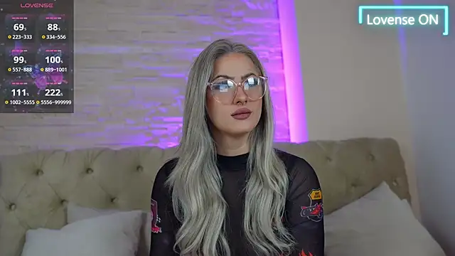 LucyLextonX online show from 09-13-25, 05:07