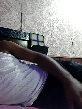 Snapshot of Top_Non_Stop chatting on 10-23-25, 12:21 Top Non Stop online show from 10-23-25, 12:21