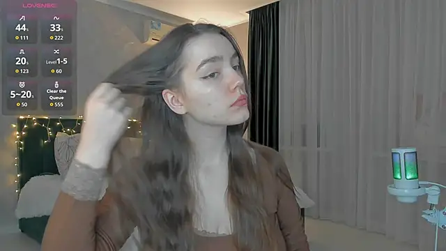 Snapshot of sweete_chantal chatting on 02-12-26, 03:34 sweete chantal online show from 02-12-26, 03:34