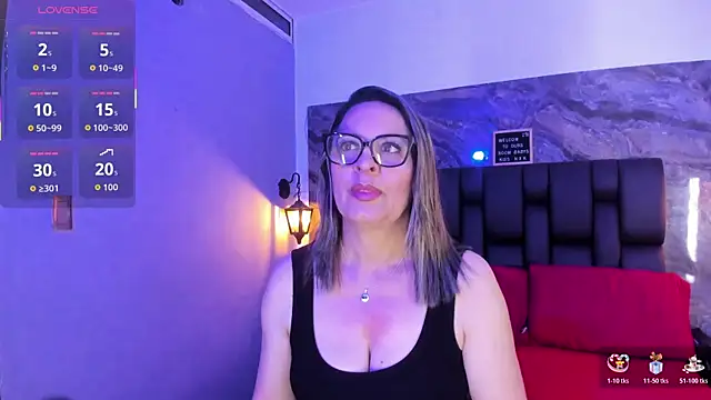 Snapshot of Agatha_Pleasure chatting on 07-19-26, 11:58 Agatha Pleasure online show from 07-19-26, 11:58