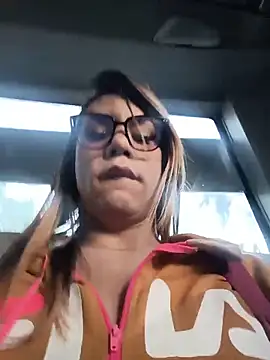 Snapshot of Daliana_Gounbolt chatting on 05-15-26, 11:39 Daliana Gounbolt online show from 05-15-26, 11:39