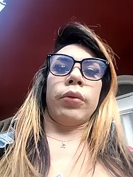 Snapshot of Daliana_Gounbolt chatting on 05-18-26, 12:11 Daliana Gounbolt online show from 05-18-26, 12:11