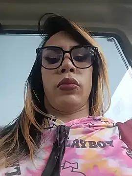Snapshot of Daliana_Gounbolt chatting on 05-25-26, 01:50 Daliana Gounbolt online show from 05-25-26, 01:50