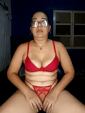 Snapshot of MilfTentasion chatting on 11-23-25, 08:30 MilfTentasion online show from 11-23-25, 08:30