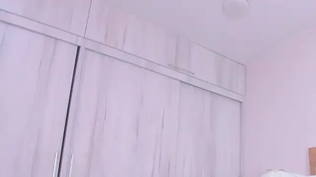 Snapshot of megan_rous_ chatting on 11-20-25, 03:39 megan rous online show from 11-20-25, 03:39