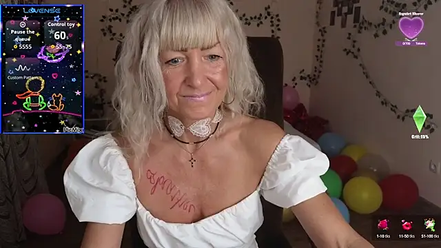 Snapshot of Laura_Gol chatting on 10-12-25, 08:30 Laura Gol online show from 10-12-25, 08:30