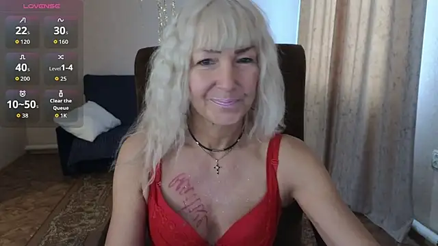 Snapshot of Laura_Gol chatting on 01-07-26, 05:43 Laura Gol online show from 01-07-26, 05:43