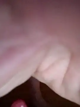 Snapshot of Crossedsissy chatting on 01-17-26, 05:56 Crossedsissy online show from 01-17-26, 05:56