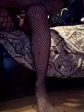 Crossedsissy online show from 04-28-26, 11:43