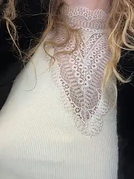 Bikergirl 97 online show from 11-11-25, 02:06