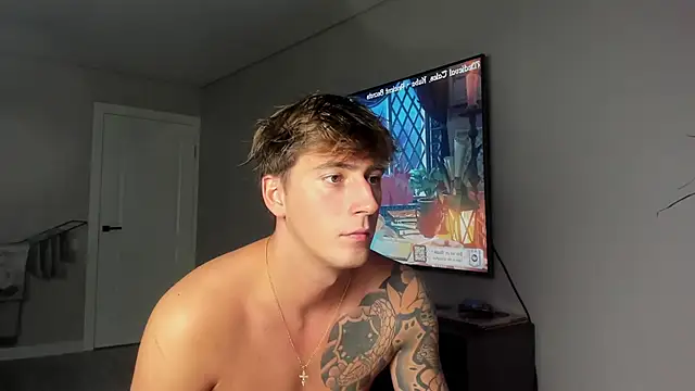 Snapshot of DaniHort chatting on 01-10-26, 12:40 DaniHort online show from 01-10-26, 12:40