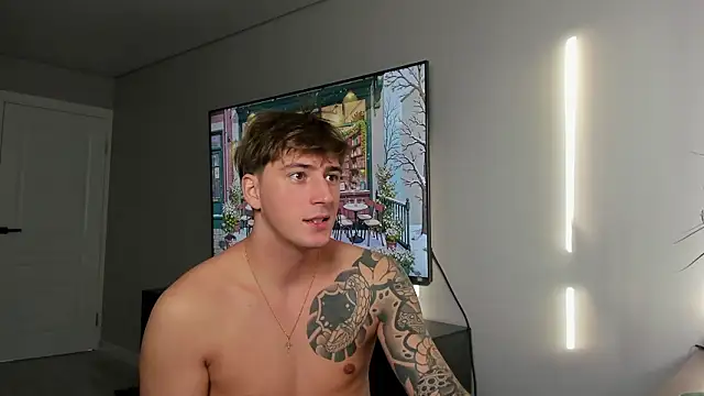 Snapshot of DaniHort chatting on 02-07-26, 08:40 DaniHort online show from 02-07-26, 08:40