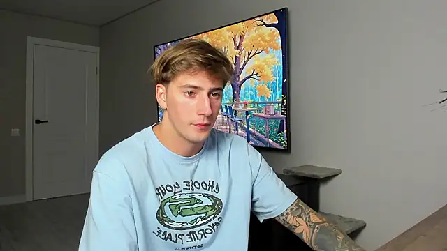 Snapshot of DaniHort chatting on 02-16-26, 12:56 DaniHort online show from 02-16-26, 12:56