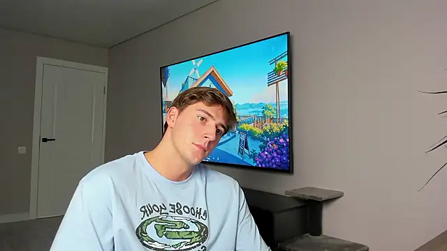 Snapshot of DaniHort chatting on 03-05-26, 12:12 DaniHort online show from 03-05-26, 12:12