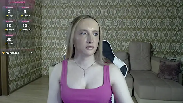 Vi Luxy online show from 05-03-26, 02:06
