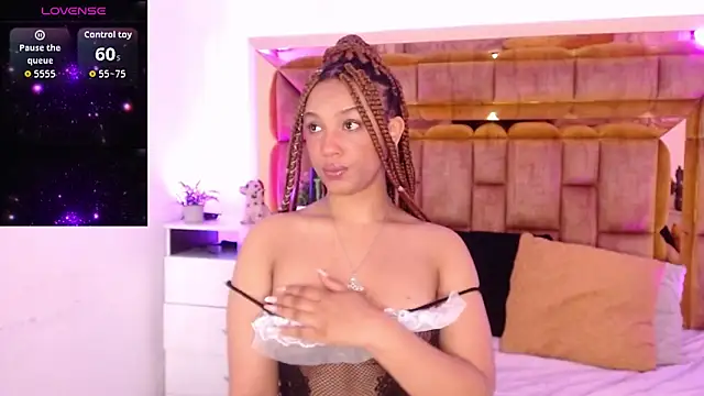 Camila Mishiima1 online show from 10-09-25, 12:47