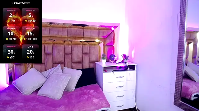 Camila Mishiima1 online show from 11-26-25, 11:55