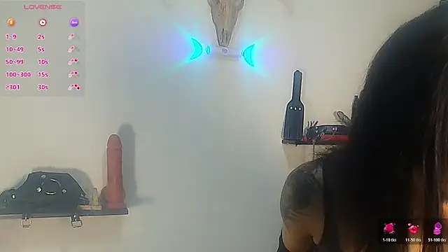 Snapshot of DakariaHills_ chatting on 06-19-26, 08:29 DakariaHills online show from 06-19-26, 08:29