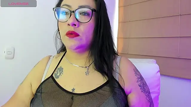Clunita online show from 06-14-26, 05:26