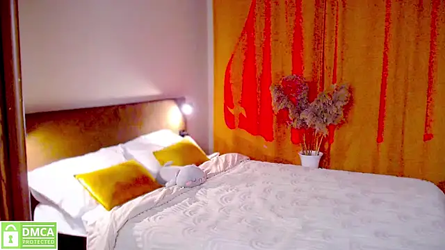 Snapshot of elza_rose chatting on 11-12-25, 06:41 elza rose online show from 11-12-25, 06:41