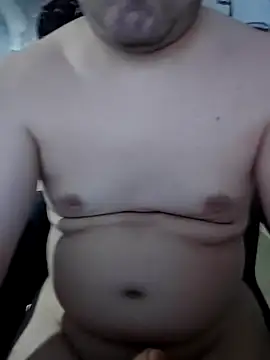 Snapshot of usedseller chatting on 12-21-25, 03:30 usedseller online show from 12-21-25, 03:30