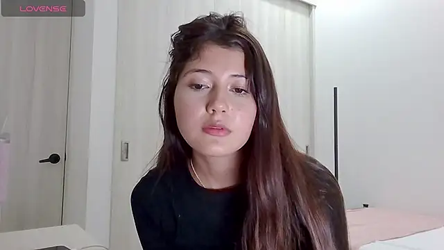 Snapshot of amy_innocent_1 chatting on 06-24-26, 10:09 amy innocent 1 online show from 06-24-26, 10:09