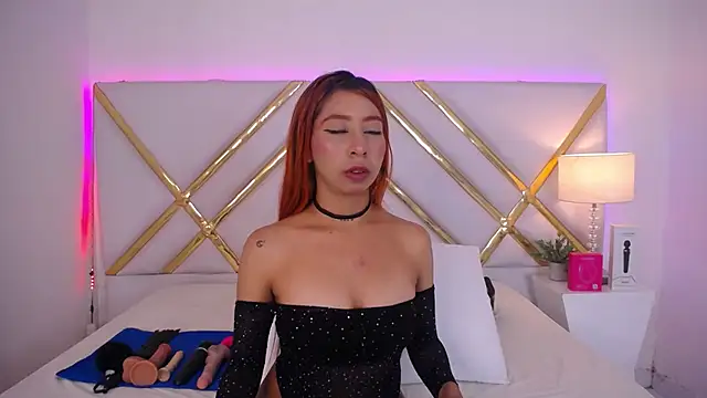 laila stilwiills online show from 04-18-26, 06:28