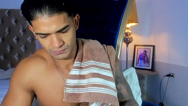 antonio  444 online show from 10-02-25, 10:11