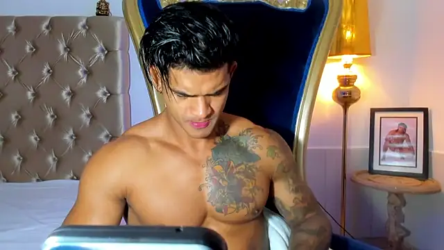 antonio  444 online show from 11-15-25, 10:34