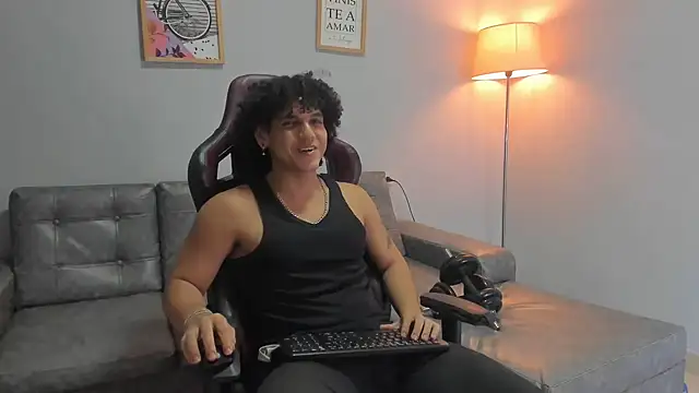 Xfire boy69 online show from 09-12-25, 08:09