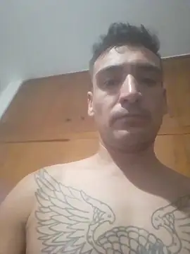 bigandstrong2217 online show from 04-17-26, 01:52