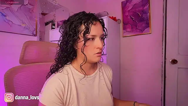 Dannaa Lovs online show from 05-25-26, 02:12