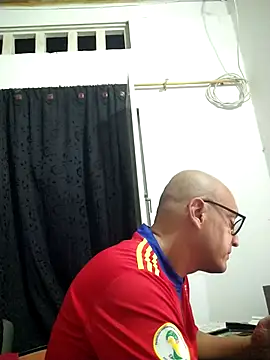 Snapshot of jorge406 chatting on 09-30-25, 01:21 jorge406 online show from 09-30-25, 01:21