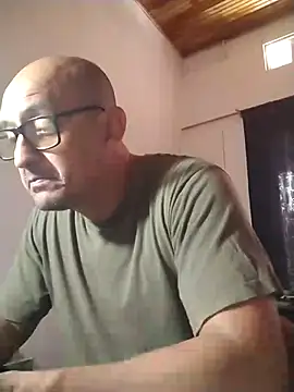 Snapshot of jorge406 chatting on 10-19-25, 02:40 jorge406 online show from 10-19-25, 02:40