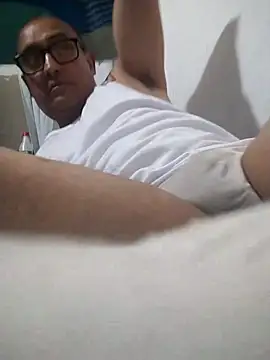 Snapshot of jorge406 chatting on 11-27-25, 01:18 jorge406 online show from 11-27-25, 01:18