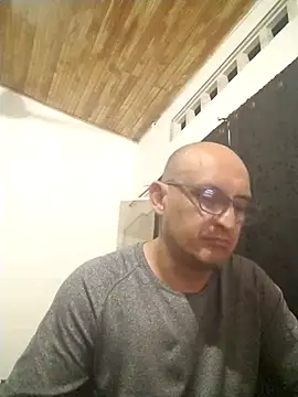 Snapshot of jorge406 chatting on 03-04-26, 11:44 jorge406 online show from 03-04-26, 11:44