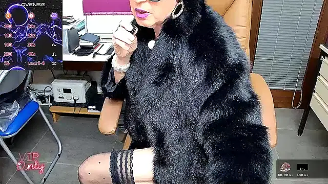 Snapshot of ROBY_SWEETHOT chatting on 02-16-26, 10:17 ROBY SWEETHOT online show from 02-16-26, 10:17