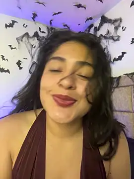 EmilyNoir1 online show from 10-29-25, 12:02