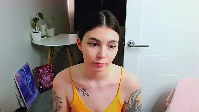 peachyness online show from 08-05-26, 04:32