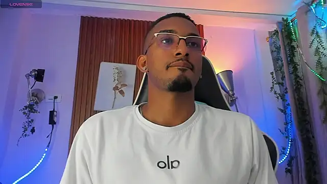 Darwin mayo online show from 03-18-26, 05:27