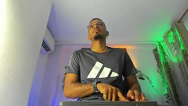 Darwin mayo online show from 04-07-26, 05:13