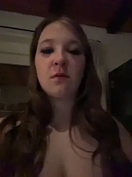 Snapshot of SweetTeenGirl chatting on 12-03-25, 05:26 SweetTeenGirl online show from 12-03-25, 05:26